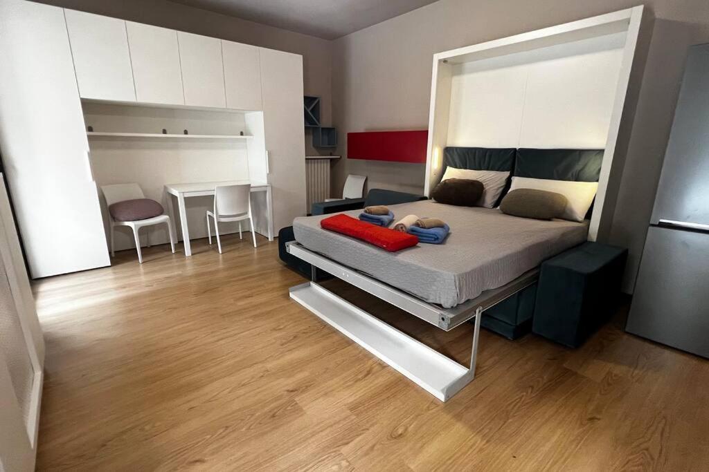 Апартаменти Urban House - Comfy Flat Navigli Milan Center Екстер'єр фото
